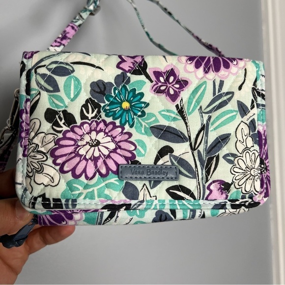 Vera Bradley Turnlock RFID Wallet - Picture 1 of 9